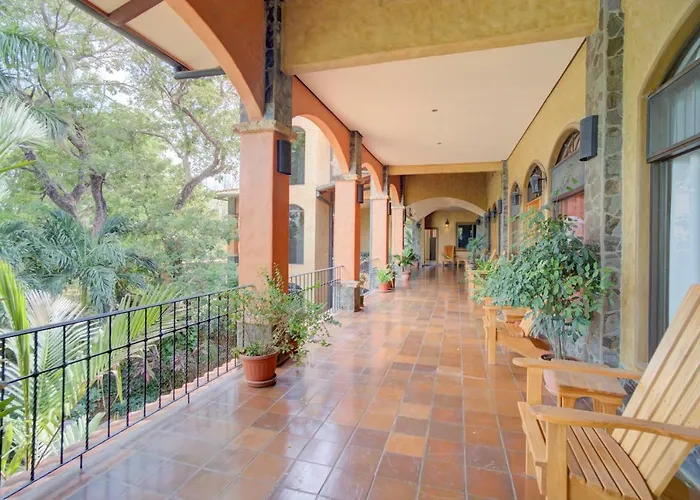 Condominio El Jilguero Plaza Tierra Pacifica Aparthotel *